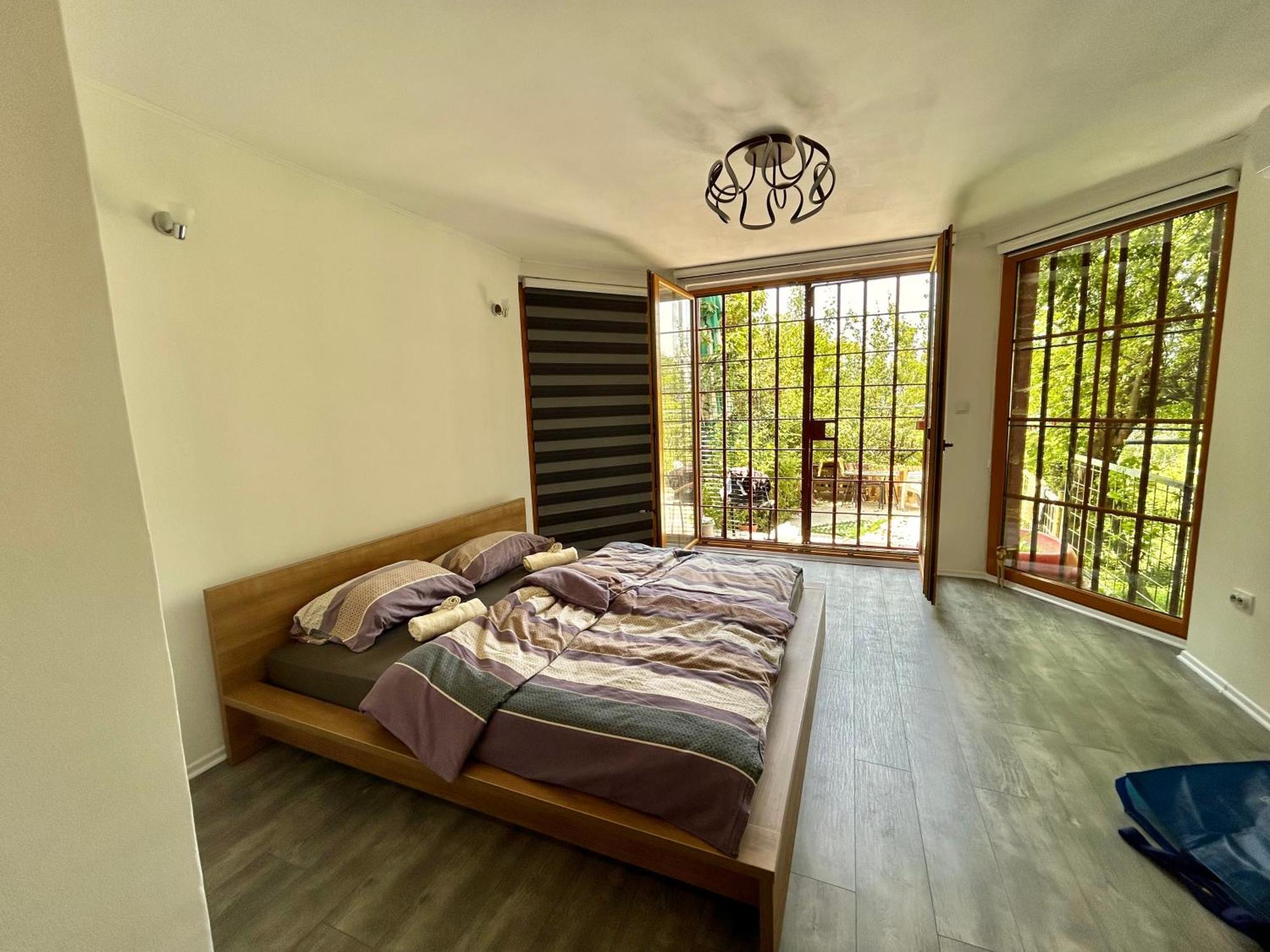 Peaceful Pleasure Apartment & Free Private Parking Saraievo Exterior foto
